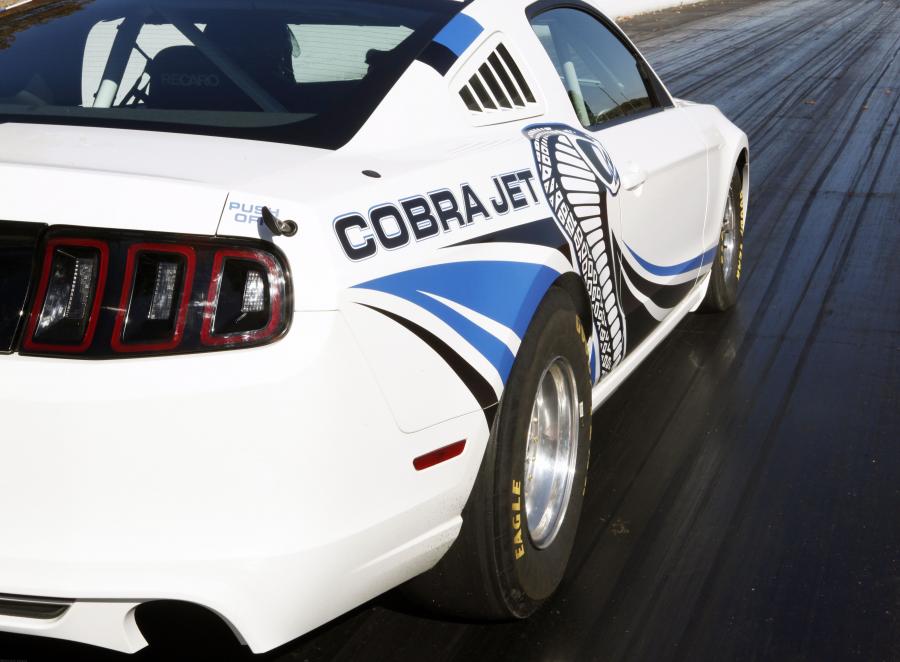  Ford Mustang Cobra Jet 2010 года  (фото 14 из 84)